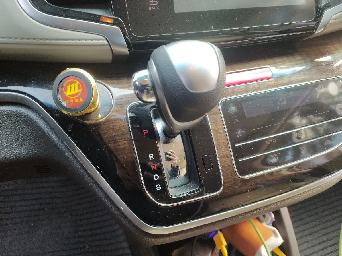 2017 Honda Odyssey 2.4L 186HP L4 CVT,autocango,china used car exporter,china ev exporter,chinese used car exporter,chinese used ev exporter