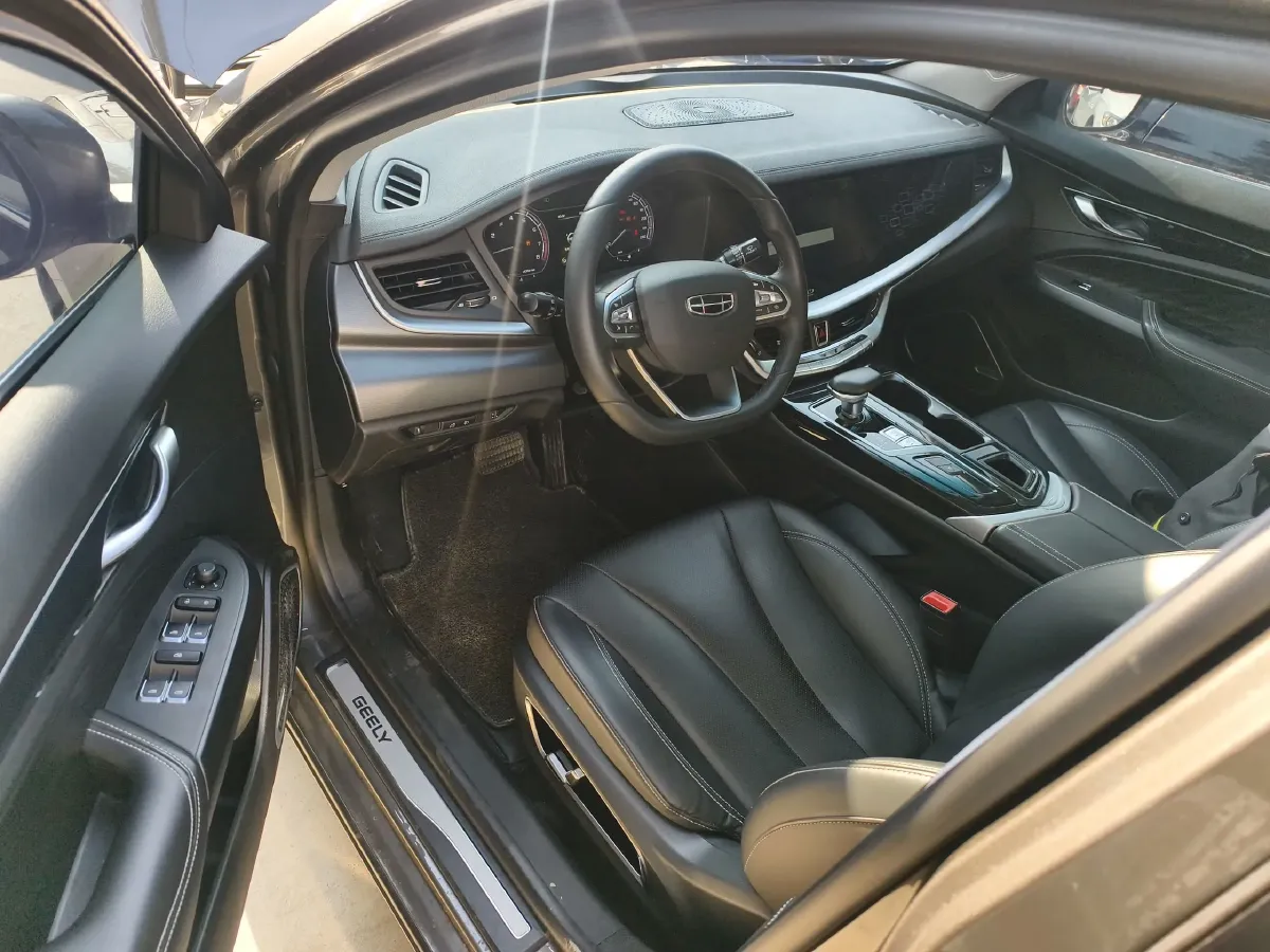 2021 Geely Emgrand GT 1.8T 184HP L4 7DCT,autocango,china used car exporter,china ev exporter,chinese used car exporter,chinese used ev exporter