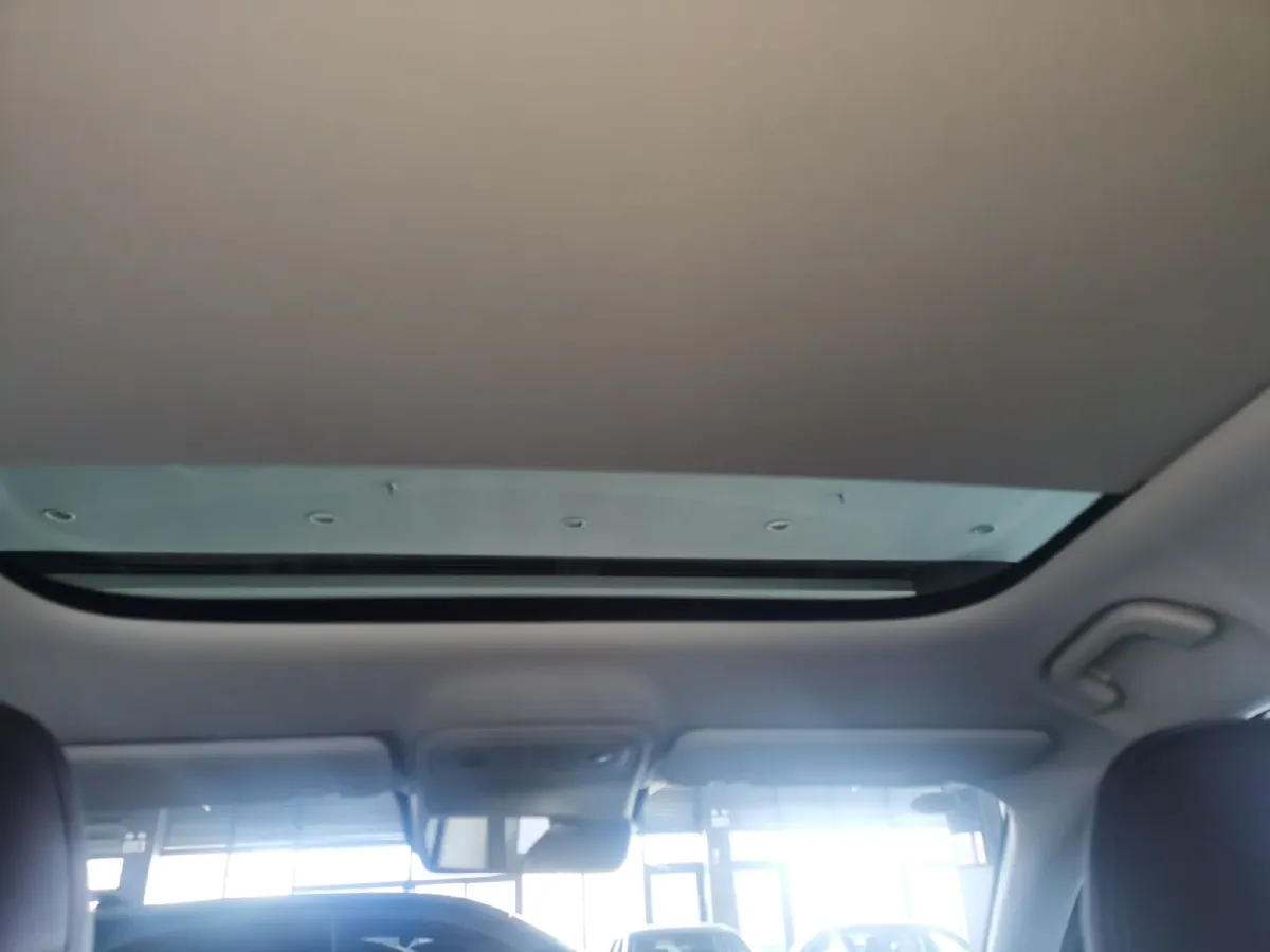 2025 Leapmotor B10 BEV 56.2KWH,autocango,china used car exporter,china ev exporter,chinese used car exporter,chinese used ev exporter