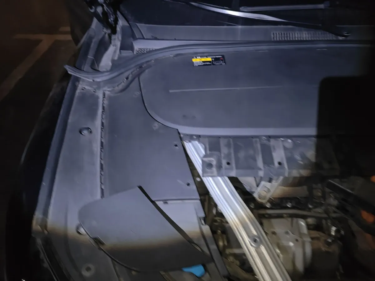 2021 Li ONE Range Extended 131HP REEV 40.5KWH,autocango,china used car exporter,china ev exporter,chinese used car exporter,chinese used ev exporter