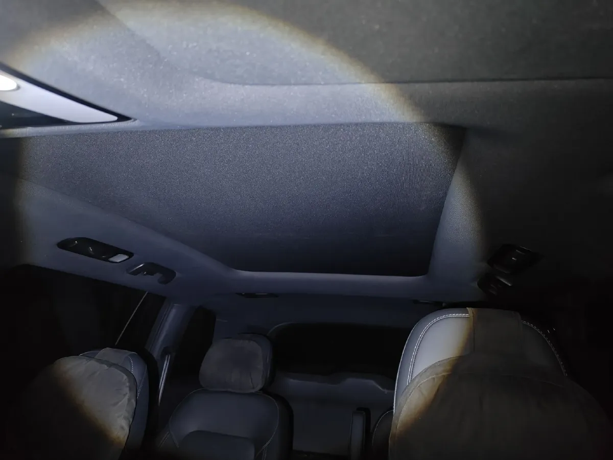 2021 Li ONE Range Extended 131HP REEV 40.5KWH,autocango,china used car exporter,china ev exporter,chinese used car exporter,chinese used ev exporter