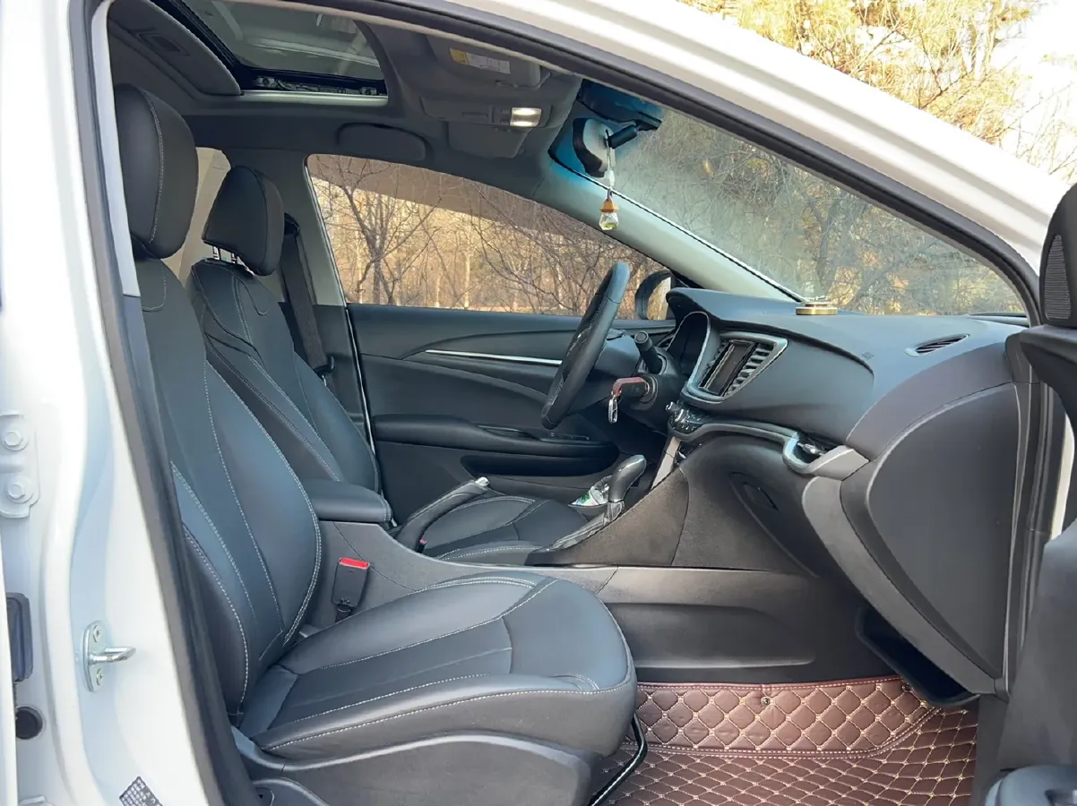 2019 ChangAn CS85 Coupe 2.0T 233HP L4 8AT,autocango,china used car exporter,china ev exporter,chinese used car exporter,chinese used ev exporter