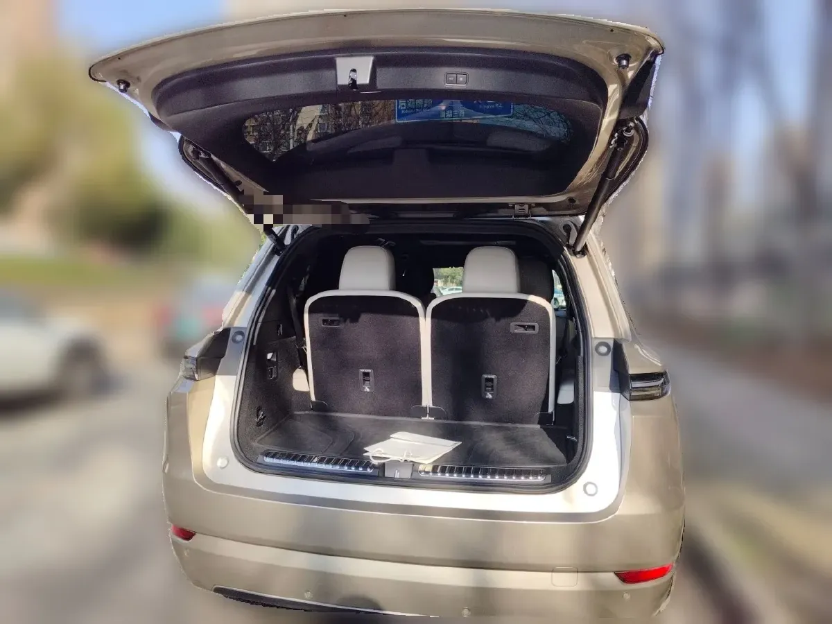 2023 Li L9 Range Extended 154HP REEV 42.6KWH,autocango,china used car exporter,china ev exporter,chinese used car exporter,chinese used ev exporter