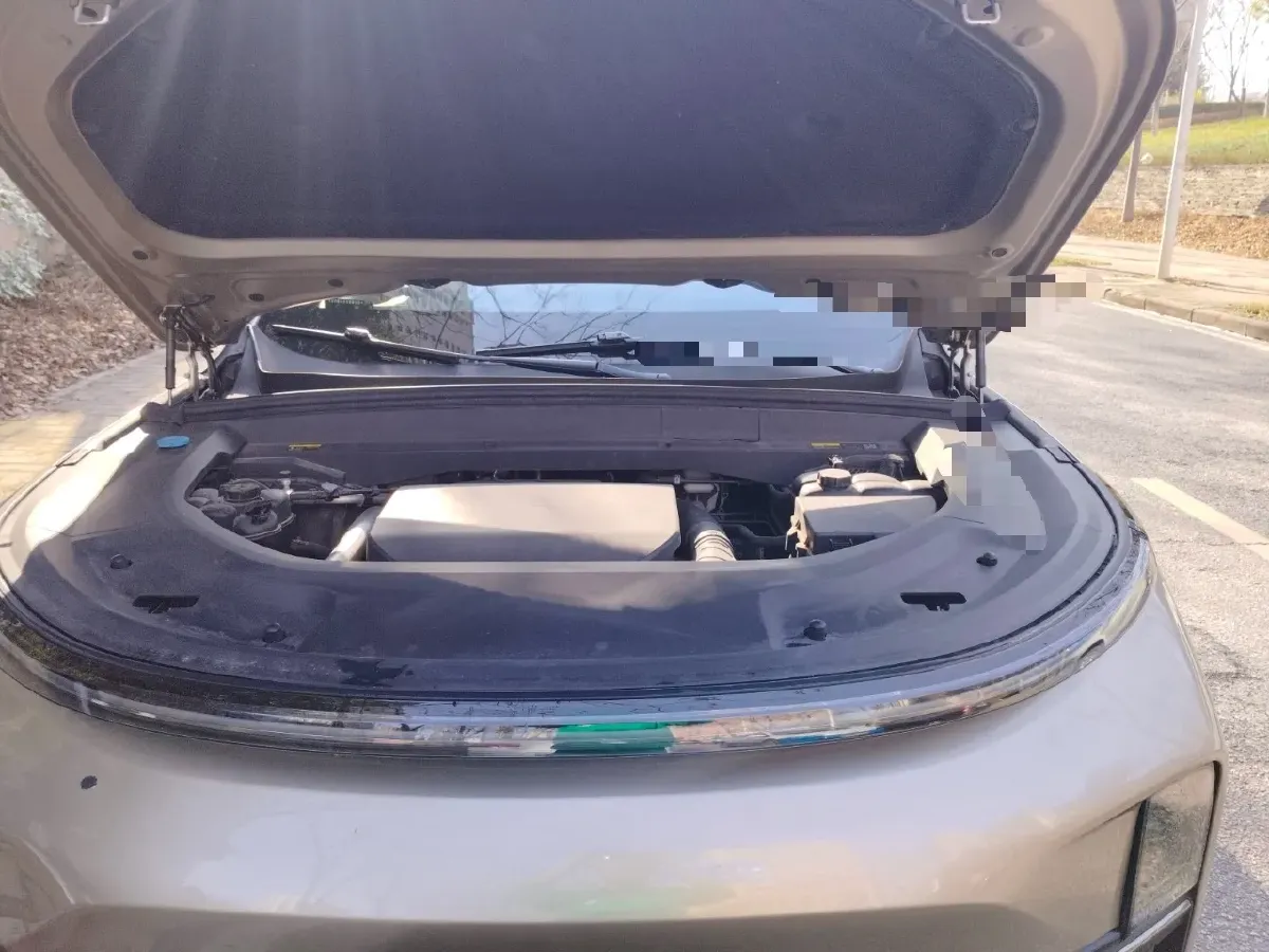 2023 Li L9 Range Extended 154HP REEV 42.6KWH,autocango,china used car exporter,china ev exporter,chinese used car exporter,chinese used ev exporter