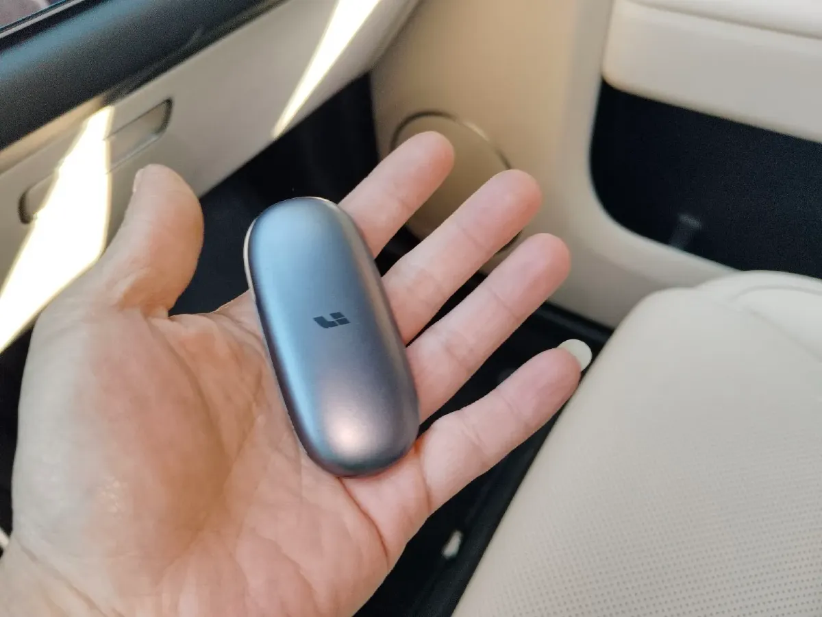 2023 Li L9 Range Extended 154HP REEV 42.6KWH,autocango,china used car exporter,china ev exporter,chinese used car exporter,chinese used ev exporter