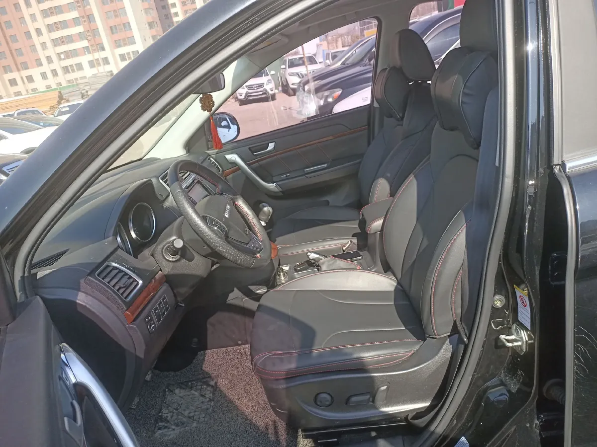 2017 Haval H6 1.5T 150HP L4 6MT,autocango,china used car exporter,china ev exporter,chinese used car exporter,chinese used ev exporter