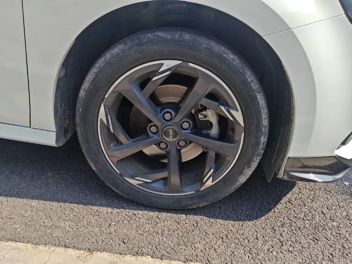 2022 MG 5 1.5T 173HP L4 7DCT,autocango,china used car exporter,china ev exporter,chinese used car exporter,chinese used ev exporter