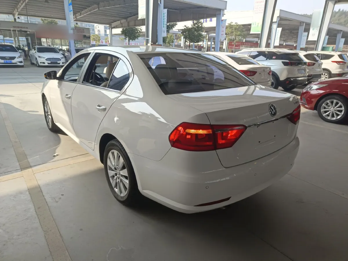 2013 Volkswagen Lavida 1.6L 110HP L4 5MT,autocango,china used car exporter,china ev exporter,chinese used car exporter,chinese used ev exporter