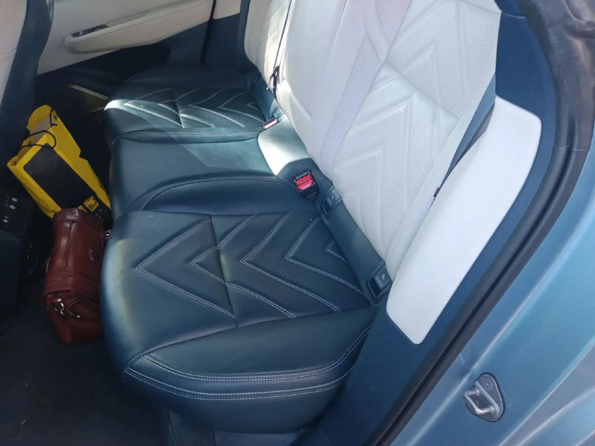 2023 Zeekr 001 BEV 100KWH,autocango,china used car exporter,china ev exporter,chinese used car exporter,chinese used ev exporter