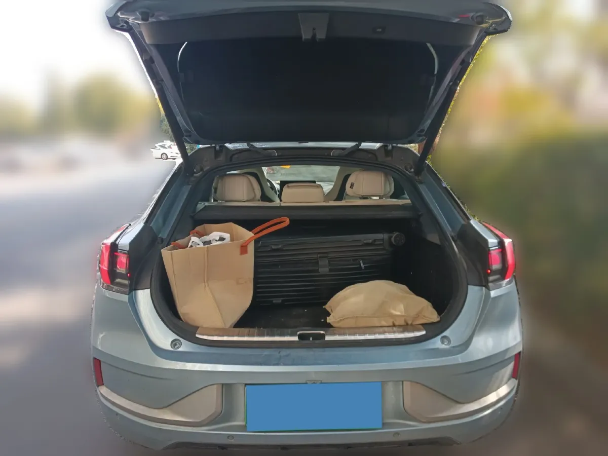 2023 Zeekr 001 BEV 100KWH,autocango,china used car exporter,china ev exporter,chinese used car exporter,chinese used ev exporter