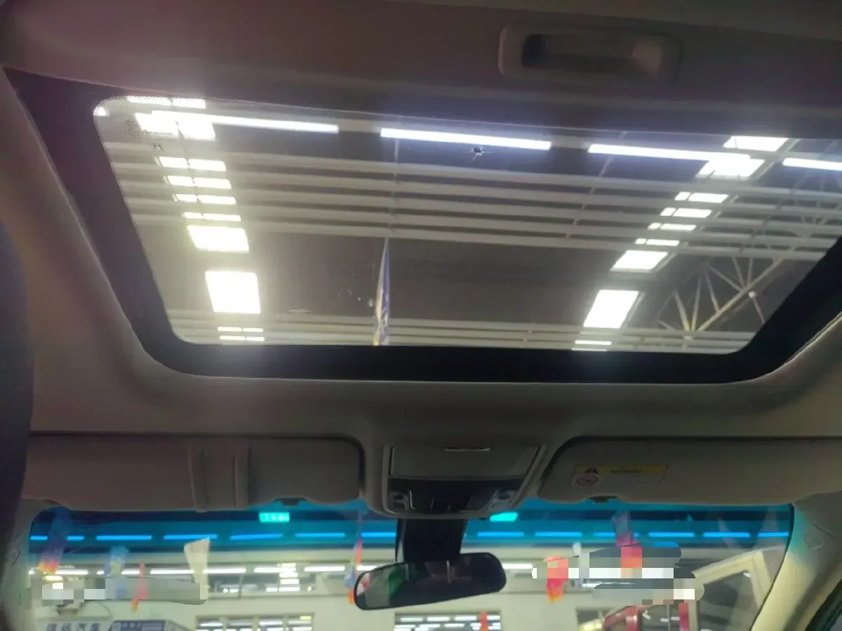 2019 Volkswagen Teramont 2.0T 220HP L4 7DCT,autocango,china used car exporter,china ev exporter,chinese used car exporter,chinese used ev exporter