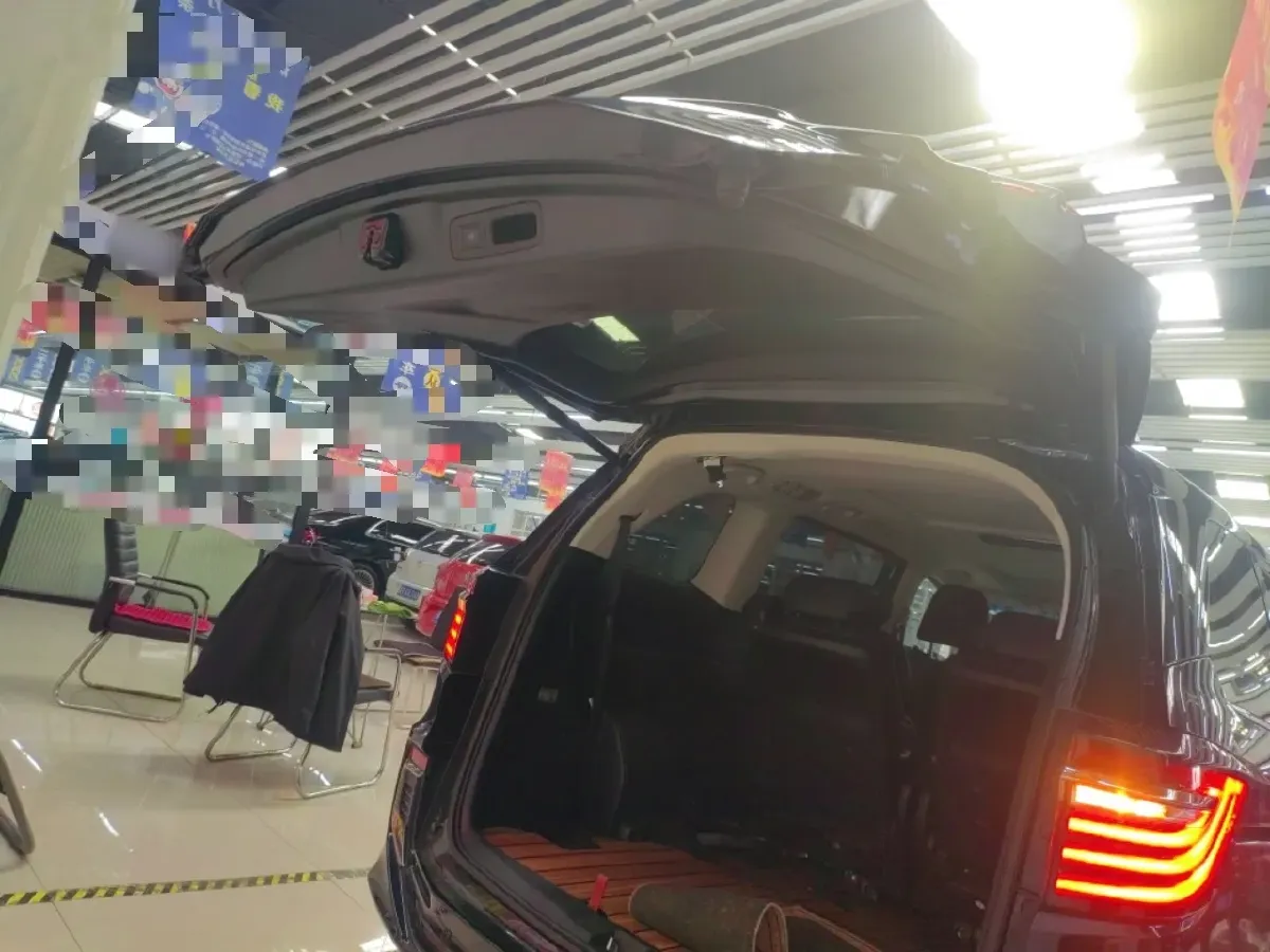 2019 Volkswagen Teramont 2.0T 220HP L4 7DCT,autocango,china used car exporter,china ev exporter,chinese used car exporter,chinese used ev exporter