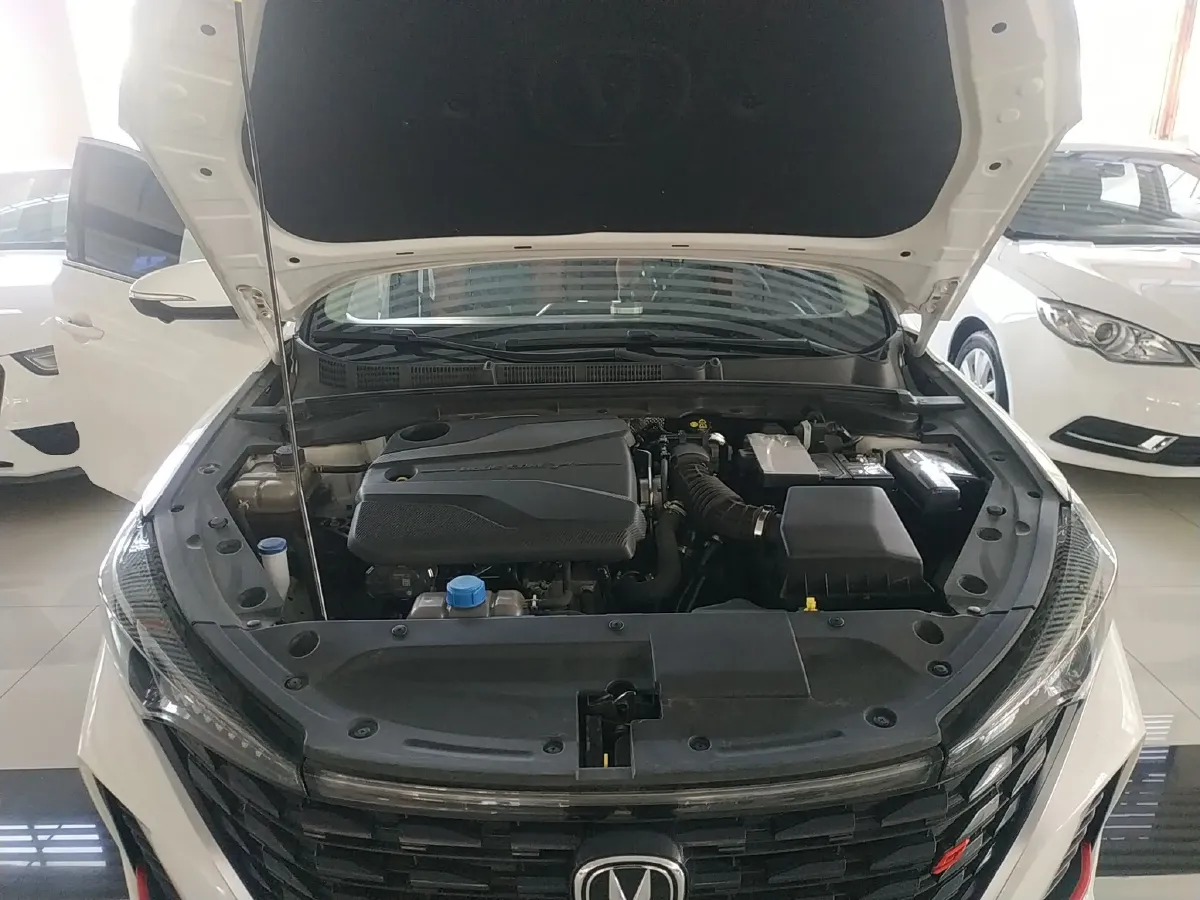 2023 ChangAn Eado 1.4T 160HP L4 7DCT,autocango,china used car exporter,china ev exporter,chinese used car exporter,chinese used ev exporter