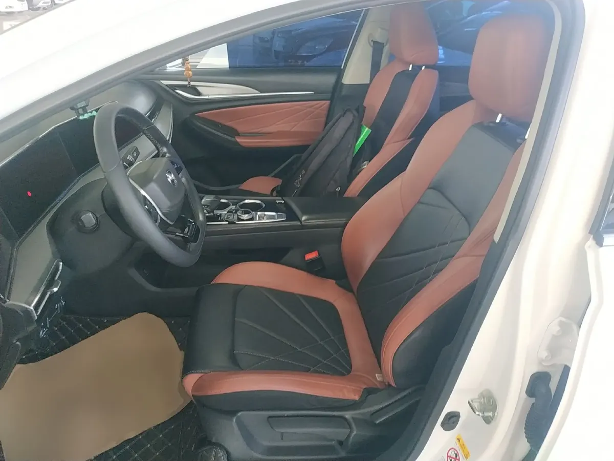 2023 ChangAn Eado 1.4T 160HP L4 7DCT,autocango,china used car exporter,china ev exporter,chinese used car exporter,chinese used ev exporter