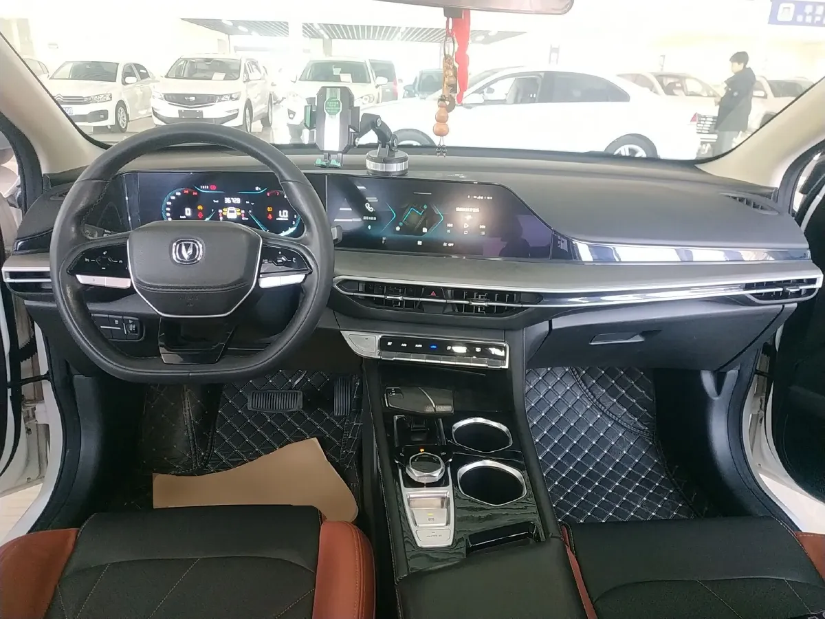 2023 ChangAn Eado 1.4T 160HP L4 7DCT,autocango,china used car exporter,china ev exporter,chinese used car exporter,chinese used ev exporter