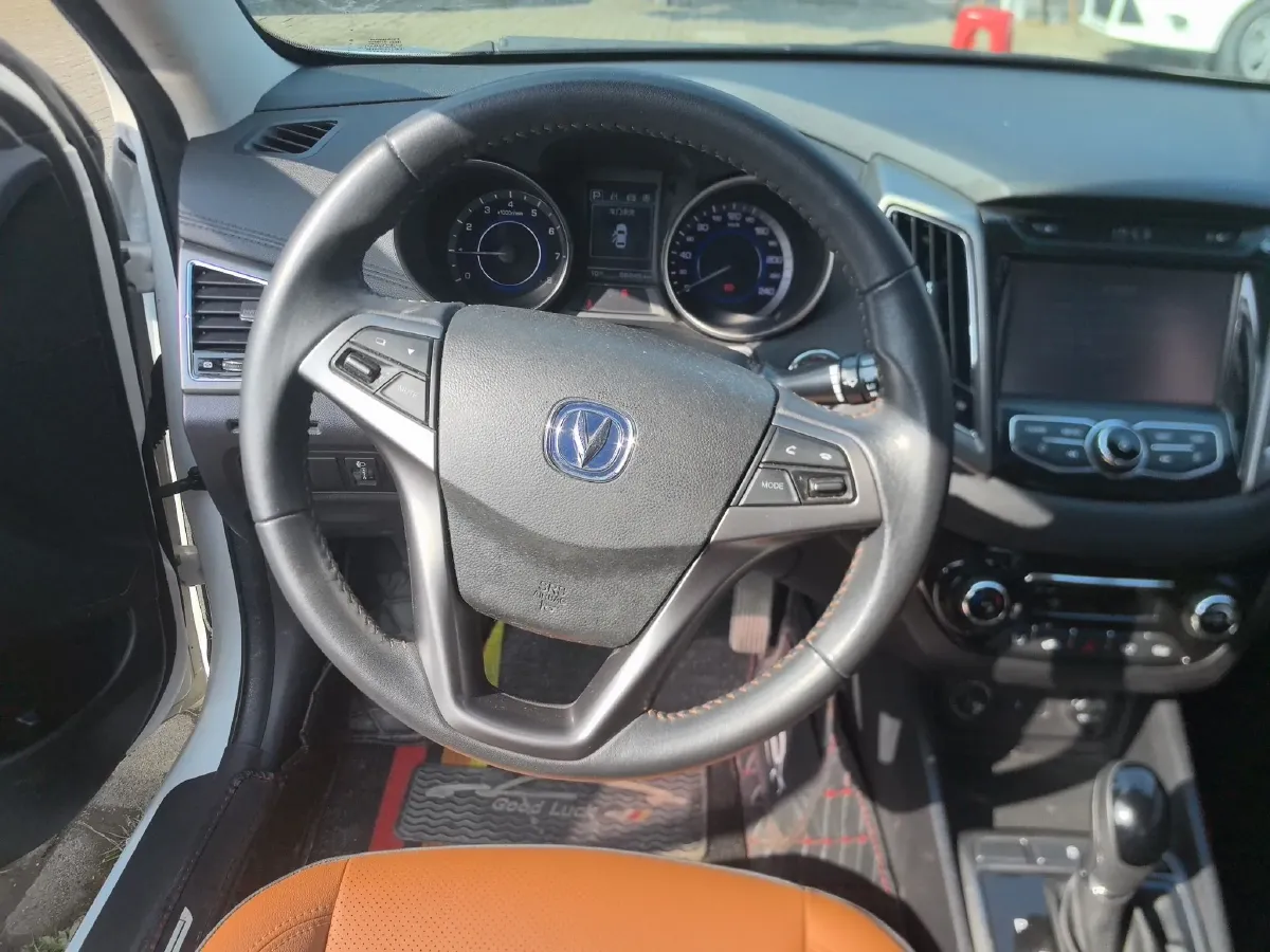 2016 ChangAn Eado 1.6L 128HP L4 6AT,autocango,china used car exporter,china ev exporter,chinese used car exporter,chinese used ev exporter