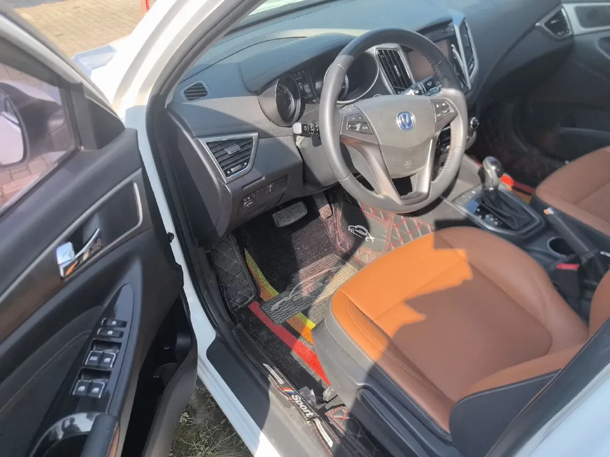 2016 ChangAn Eado 1.6L 128HP L4 6AT,autocango,china used car exporter,china ev exporter,chinese used car exporter,chinese used ev exporter