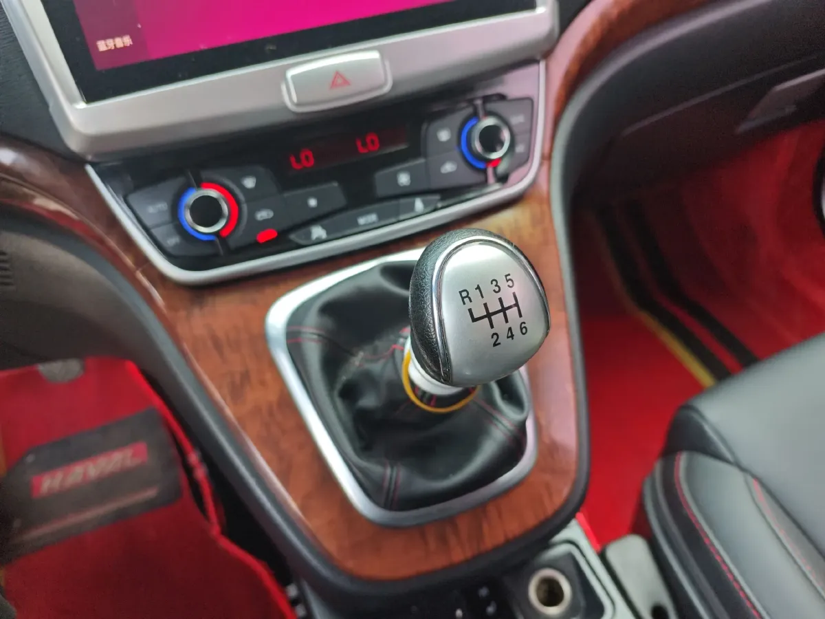 2015 Haval H6 1.5T 150HP L4 6MT,autocango,china used car exporter,china ev exporter,chinese used car exporter,chinese used ev exporter