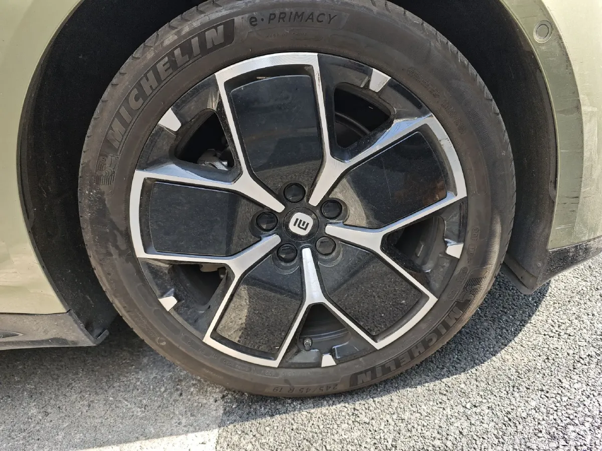 2024 MI SU7 BEV 73.6KWH,autocango,china used car exporter,china ev exporter,chinese used car exporter,chinese used ev exporter