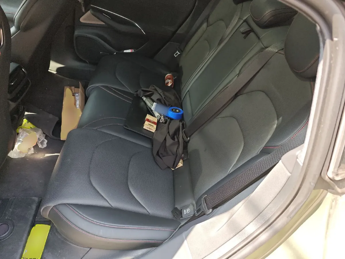 2024 MI SU7 BEV 73.6KWH,autocango,china used car exporter,china ev exporter,chinese used car exporter,chinese used ev exporter