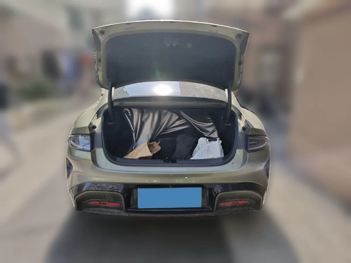 2024 MI SU7 BEV 73.6KWH,autocango,china used car exporter,china ev exporter,chinese used car exporter,chinese used ev exporter