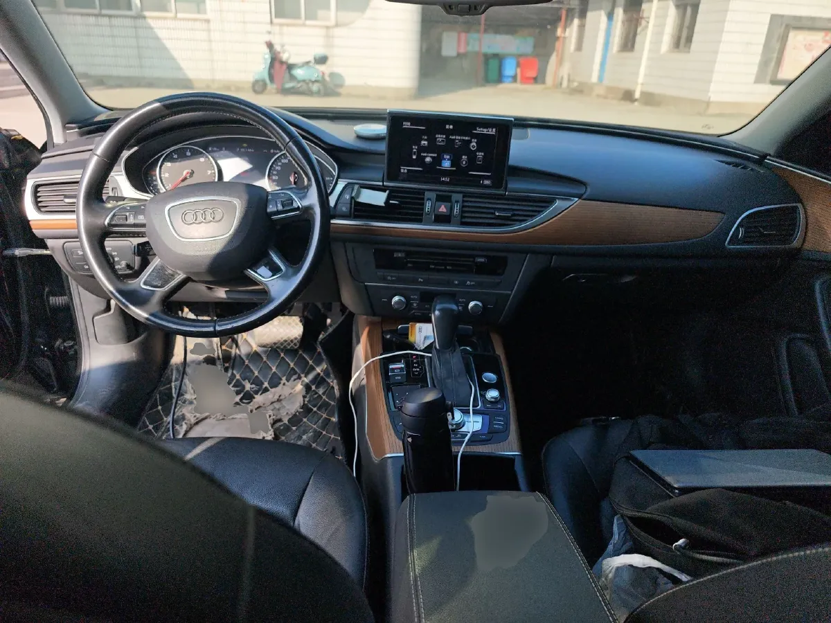 2018 Audi A6L 2.5L 204HP V6 CVT,autocango,china used car exporter,china ev exporter,chinese used car exporter,chinese used ev exporter