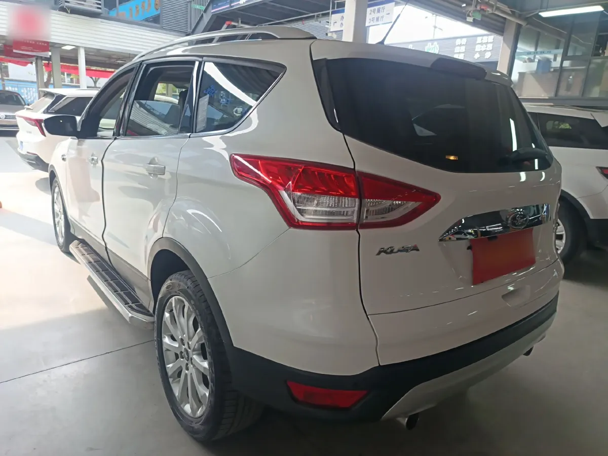 2015 Ford Kuga 1.5T 181HP L4 6AT,autocango,china used car exporter,china ev exporter,chinese used car exporter,chinese used ev exporter