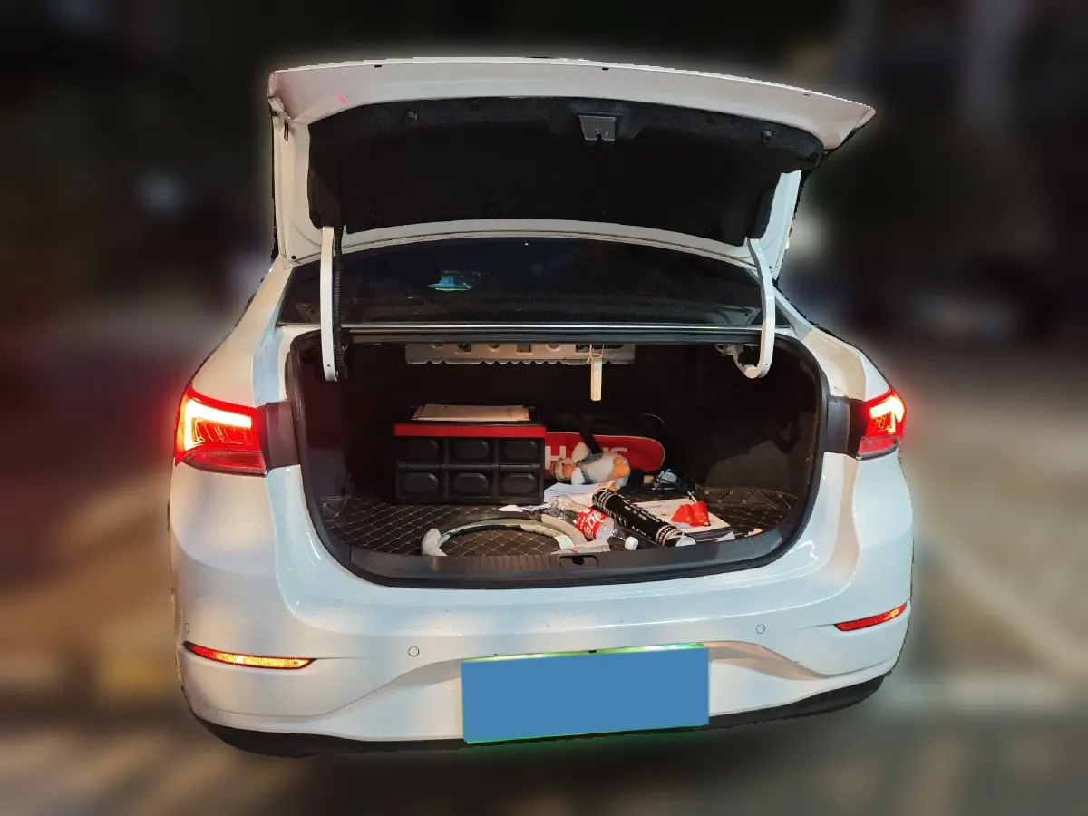 2021 Jetour X70 Plus 1.6T 197HP L4 7DCT,autocango,china used car exporter,china ev exporter,chinese used car exporter,chinese used ev exporter