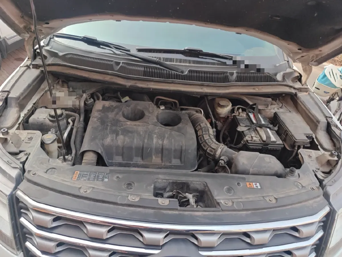 2016 Ford Explorer 2.3T 276HP L4 6AT,autocango,china used car exporter,china ev exporter,chinese used car exporter,chinese used ev exporter