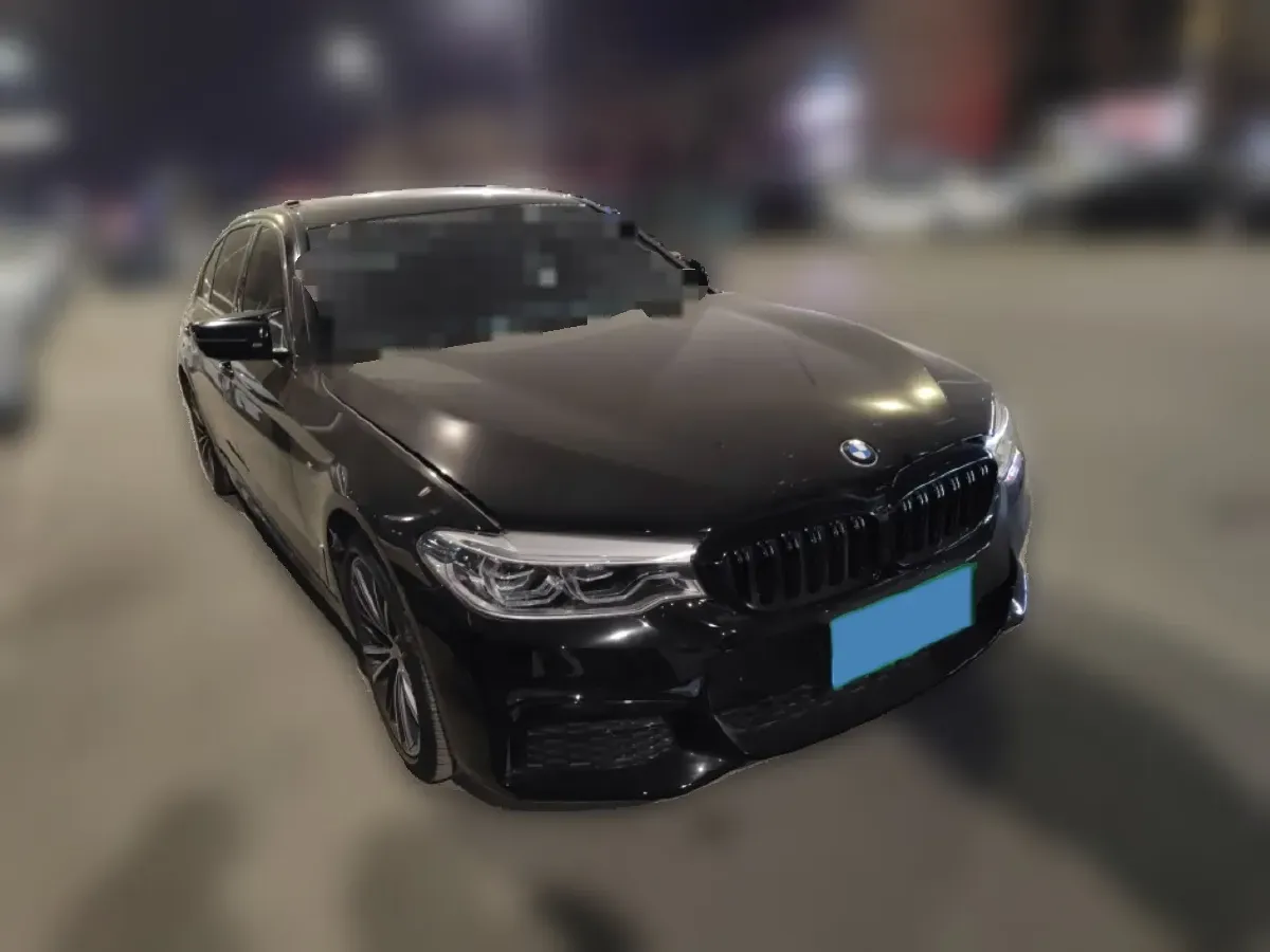 2020 BMW 5 Series 2.0T 252HP L4 8AT,autocango,china used car exporter,china ev exporter,chinese used car exporter,chinese used ev exporter