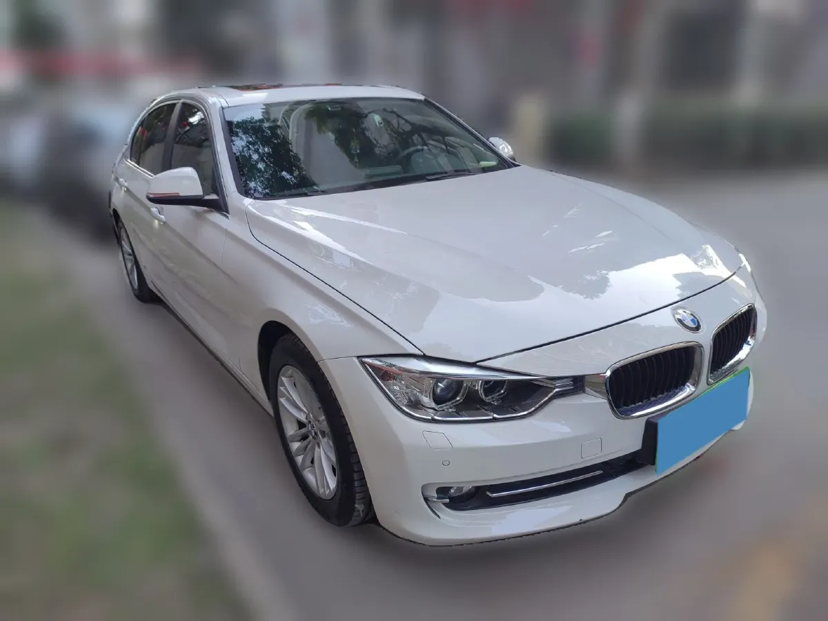 2015 BMW 3 Series 2.0T 184HP L4 8AT,autocango,china used car exporter,china ev exporter,chinese used car exporter,chinese used ev exporter