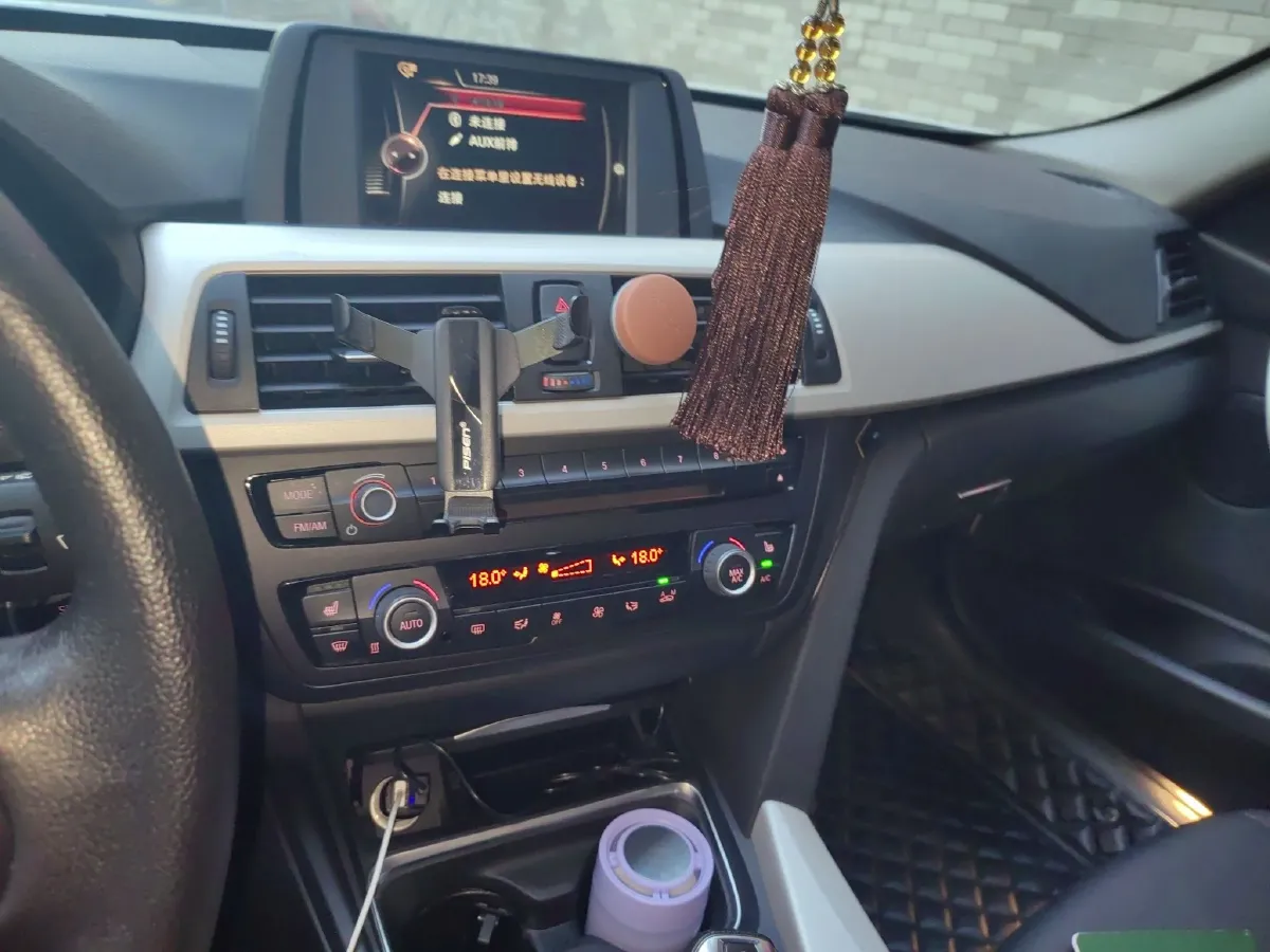 2015 BMW 3 Series 2.0T 184HP L4 8AT,autocango,china used car exporter,china ev exporter,chinese used car exporter,chinese used ev exporter