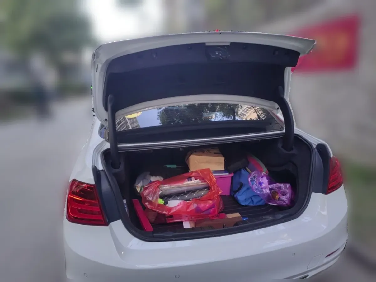 2015 BMW 3 Series 2.0T 184HP L4 8AT,autocango,china used car exporter,china ev exporter,chinese used car exporter,chinese used ev exporter