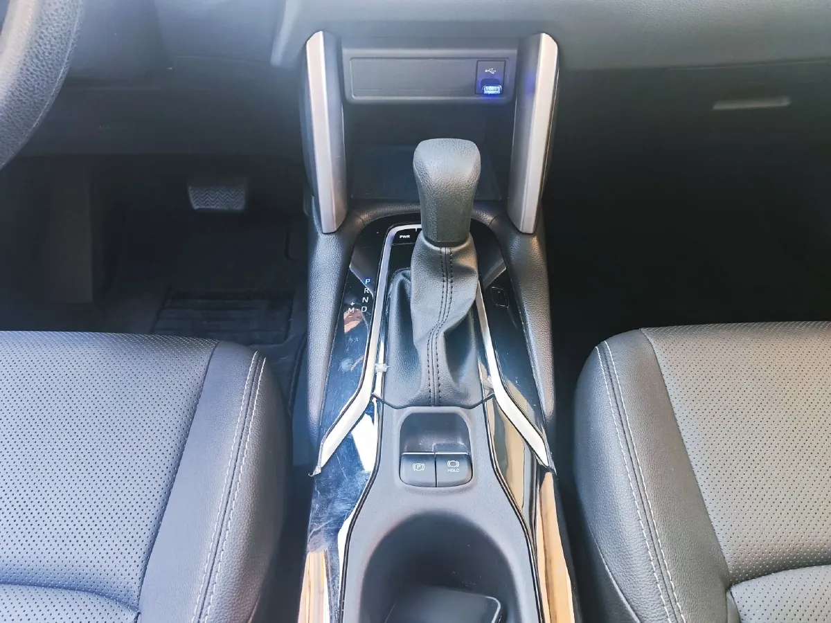 2023 Toyota Frontlander 2.0L 171HP L4 CVT,autocango,china used car exporter,china ev exporter,chinese used car exporter,chinese used ev exporter