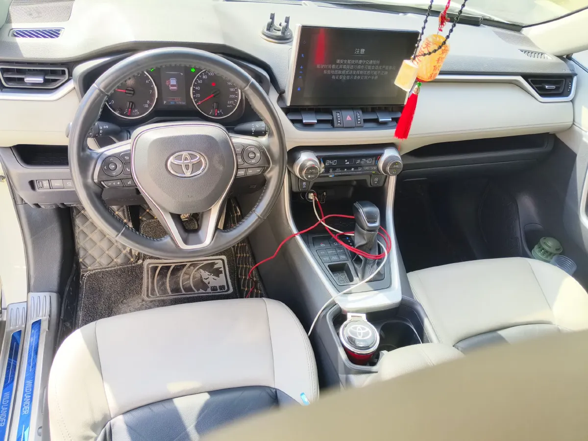 2022 Toyota Wildlander 2.0L 171HP L4 CVT,autocango,china used car exporter,china ev exporter,chinese used car exporter,chinese used ev exporter