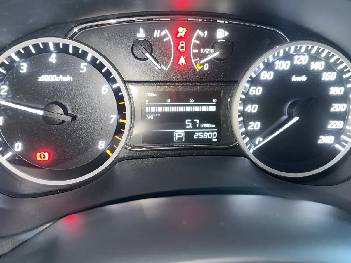 2022 Nissan Sylphy 1.6L 122HP L4 CVT,autocango,china used car exporter,china ev exporter,chinese used car exporter,chinese used ev exporter