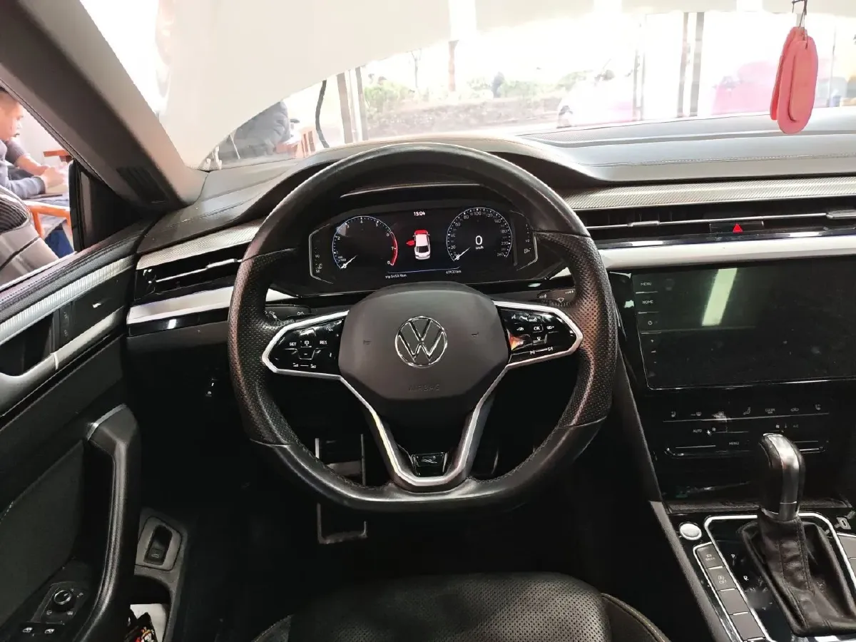 2021 Volkswagen CC 2.0T 186HP L4 7DCT,autocango,china used car exporter,china ev exporter,chinese used car exporter,chinese used ev exporter