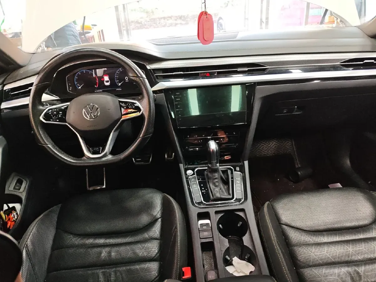 2021 Volkswagen CC 2.0T 186HP L4 7DCT,autocango,china used car exporter,china ev exporter,chinese used car exporter,chinese used ev exporter