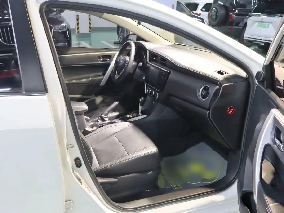 2017 Toyota Corolla 1.2T 116HP L4 CVT,autocango,china used car exporter,china ev exporter,chinese used car exporter,chinese used ev exporter