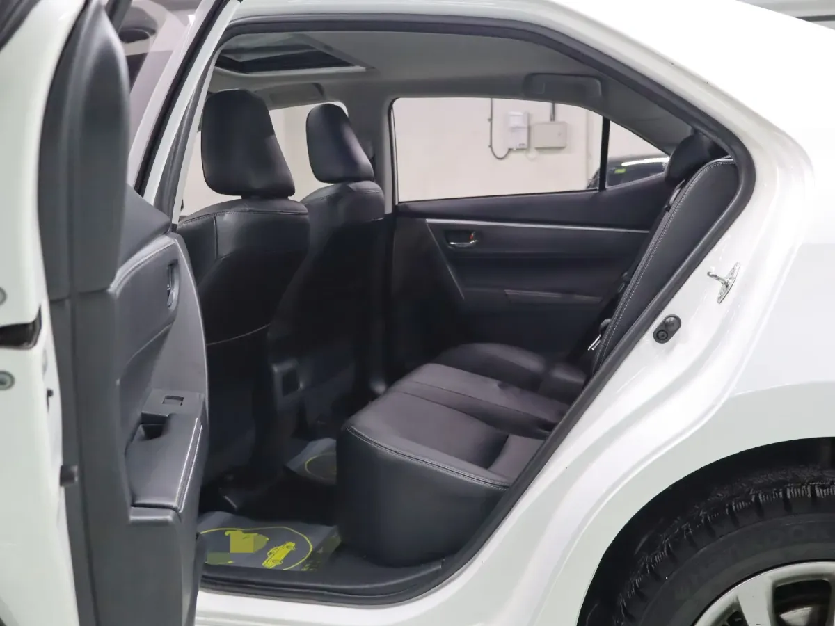 2017 Toyota Corolla 1.2T 116HP L4 CVT,autocango,china used car exporter,china ev exporter,chinese used car exporter,chinese used ev exporter