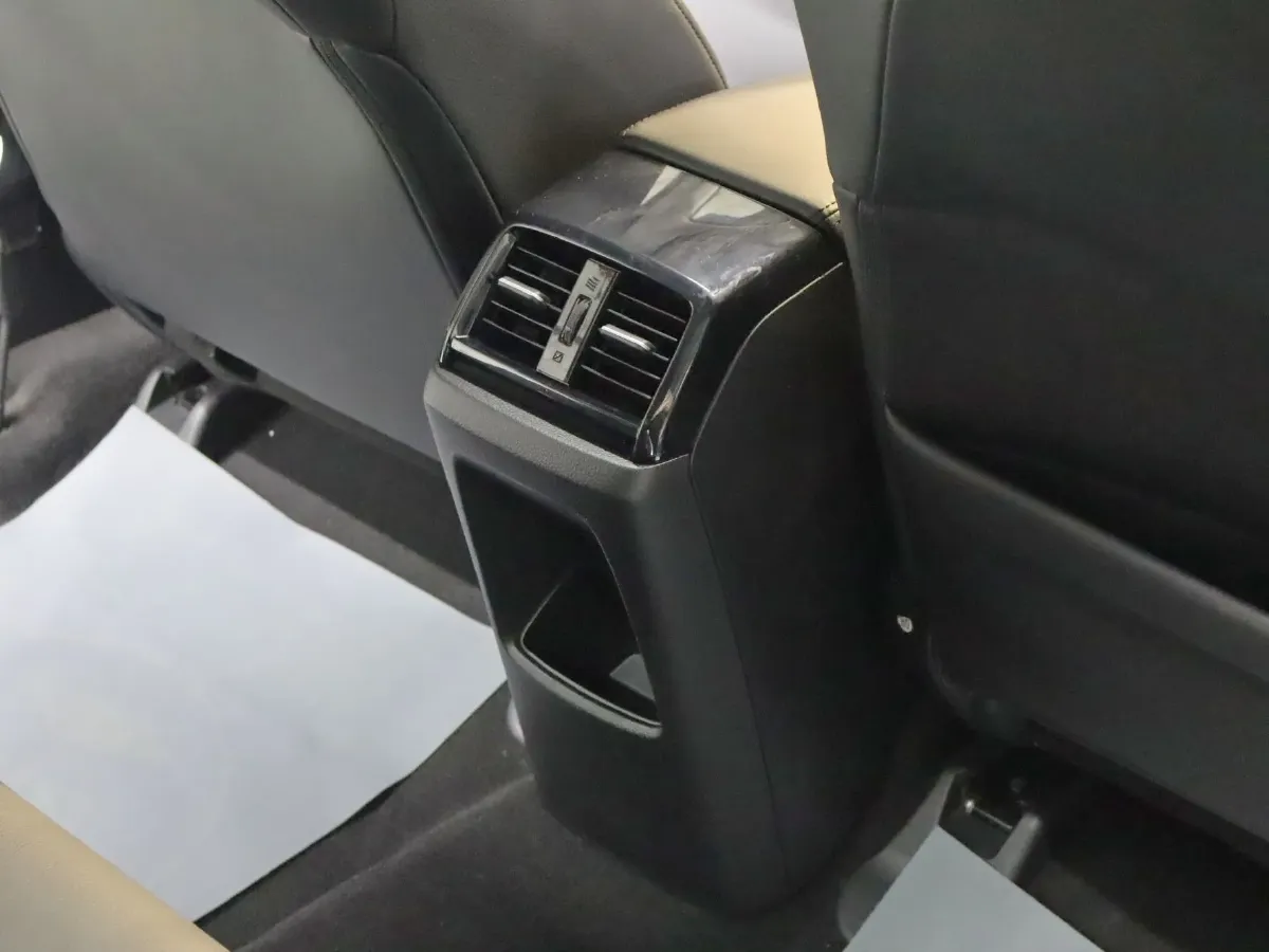 2019 Honda Crider 1.0T 122HP L3 CVT,autocango,china used car exporter,china ev exporter,chinese used car exporter,chinese used ev exporter