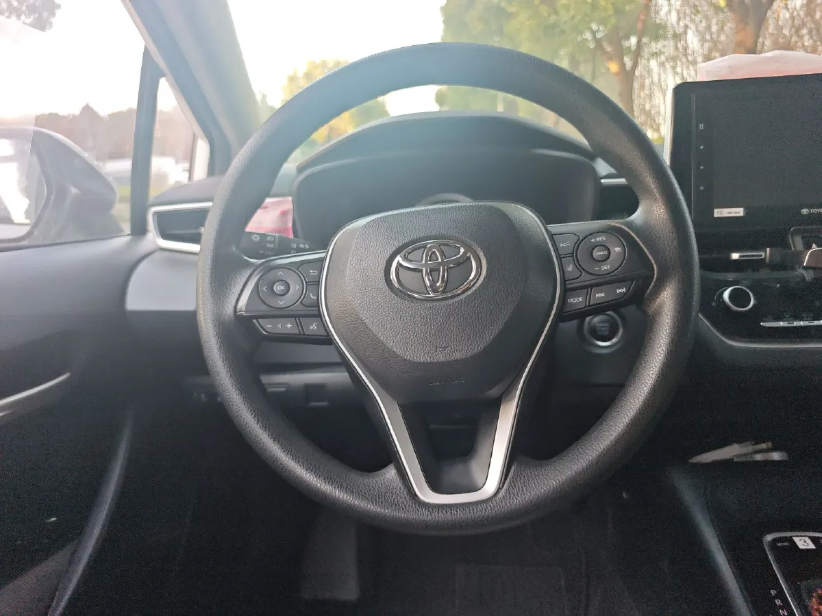 2019 Toyota Corolla 1.2T 116HP L4 CVT,autocango,china used car exporter,china ev exporter,chinese used car exporter,chinese used ev exporter