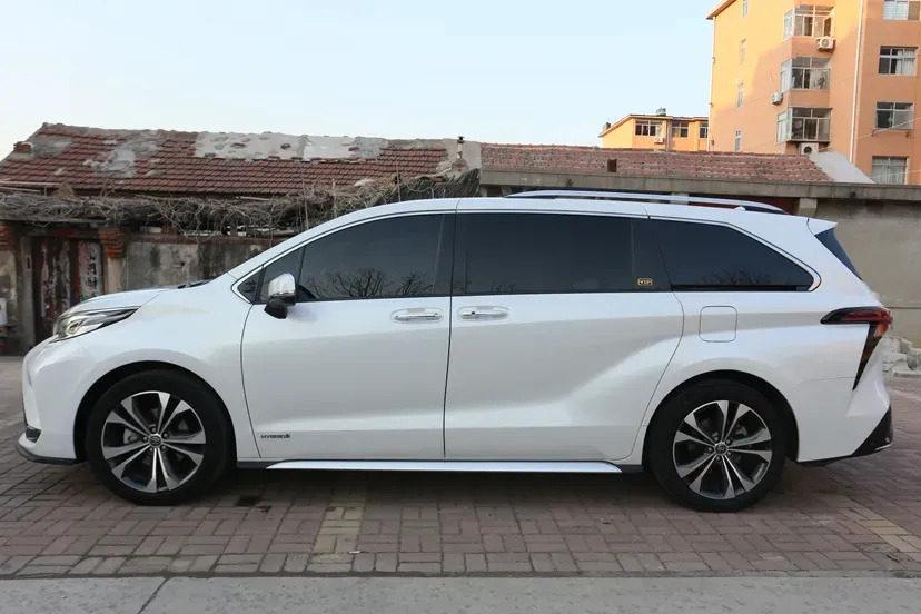 2023 Toyota Granvia 2.5L 189HP L4 E-CVT Hybrid,autocango,china used car exporter,china ev exporter,chinese used car exporter,chinese used ev exporter