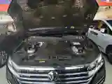 2021 Volkswagen Touareg 2.0T 252HP L4 8AT PHEV 18KWH