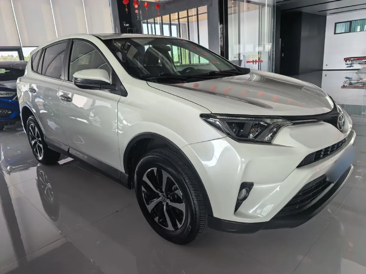 2016 Toyota RAV4 2.0L 151HP L4 CVT,autocango,china used car exporter,china ev exporter,chinese used car exporter,chinese used ev exporter