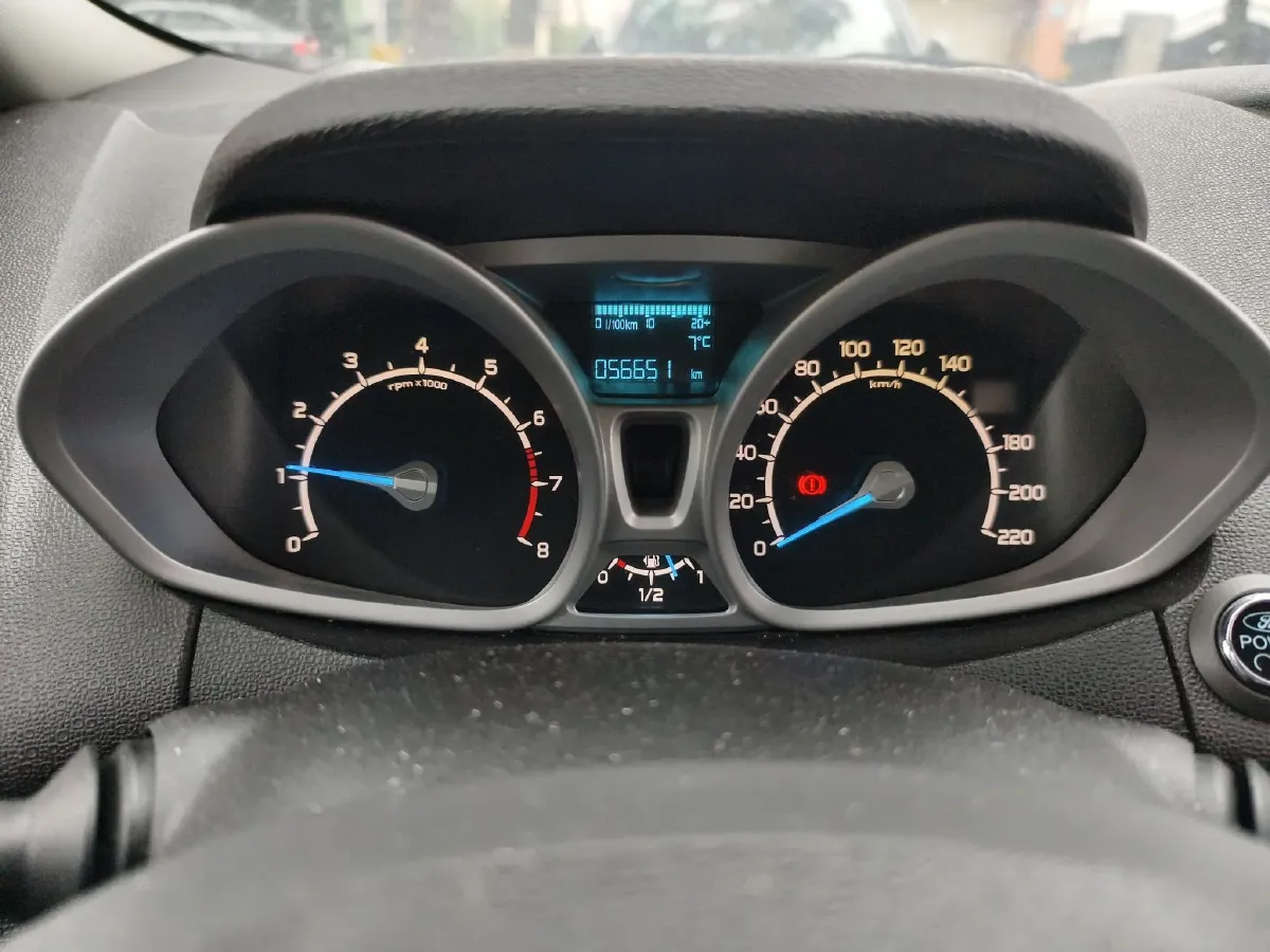 2013 Ford EcoSport 1.0T 125HP L3 5MT,autocango,china used car exporter,china ev exporter,chinese used car exporter,chinese used ev exporter