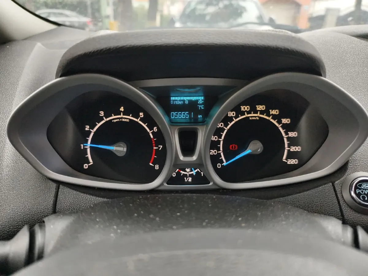 2013 Ford EcoSport 1.0T 125HP L3 5MT,autocango,china used car exporter,china ev exporter,chinese used car exporter,chinese used ev exporter