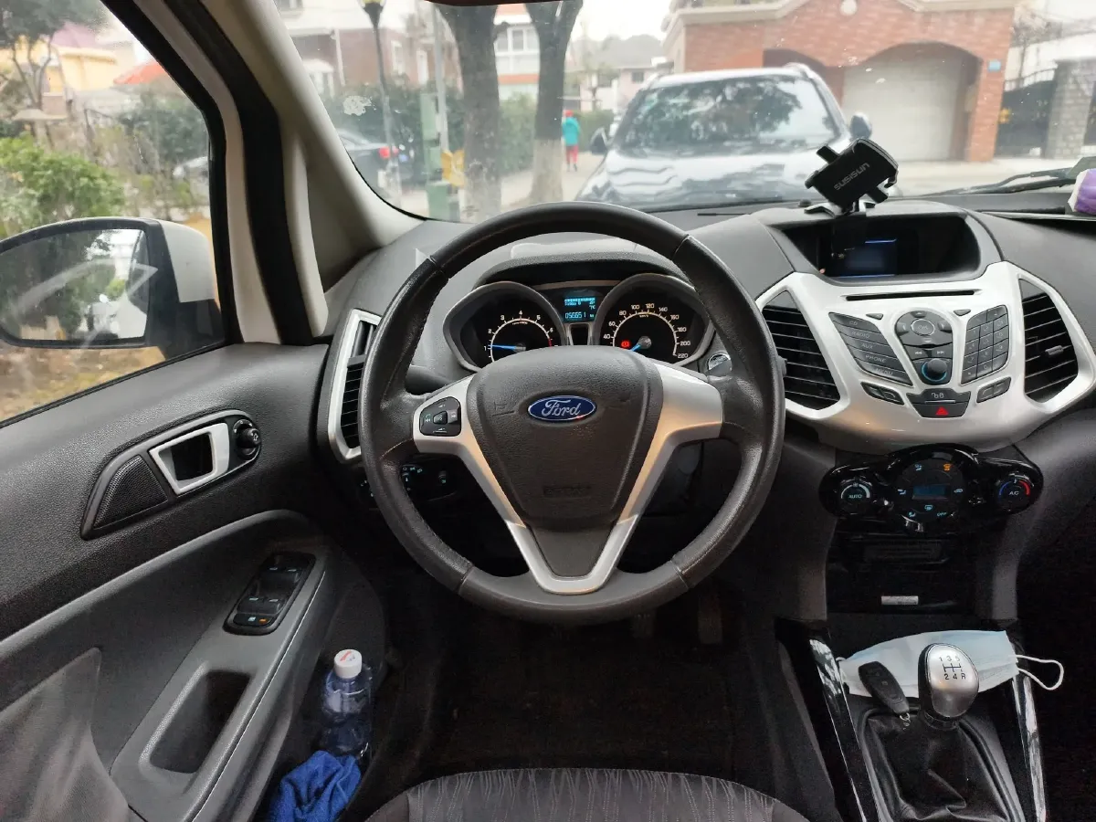 2013 Ford EcoSport 1.0T 125HP L3 5MT,autocango,china used car exporter,china ev exporter,chinese used car exporter,chinese used ev exporter