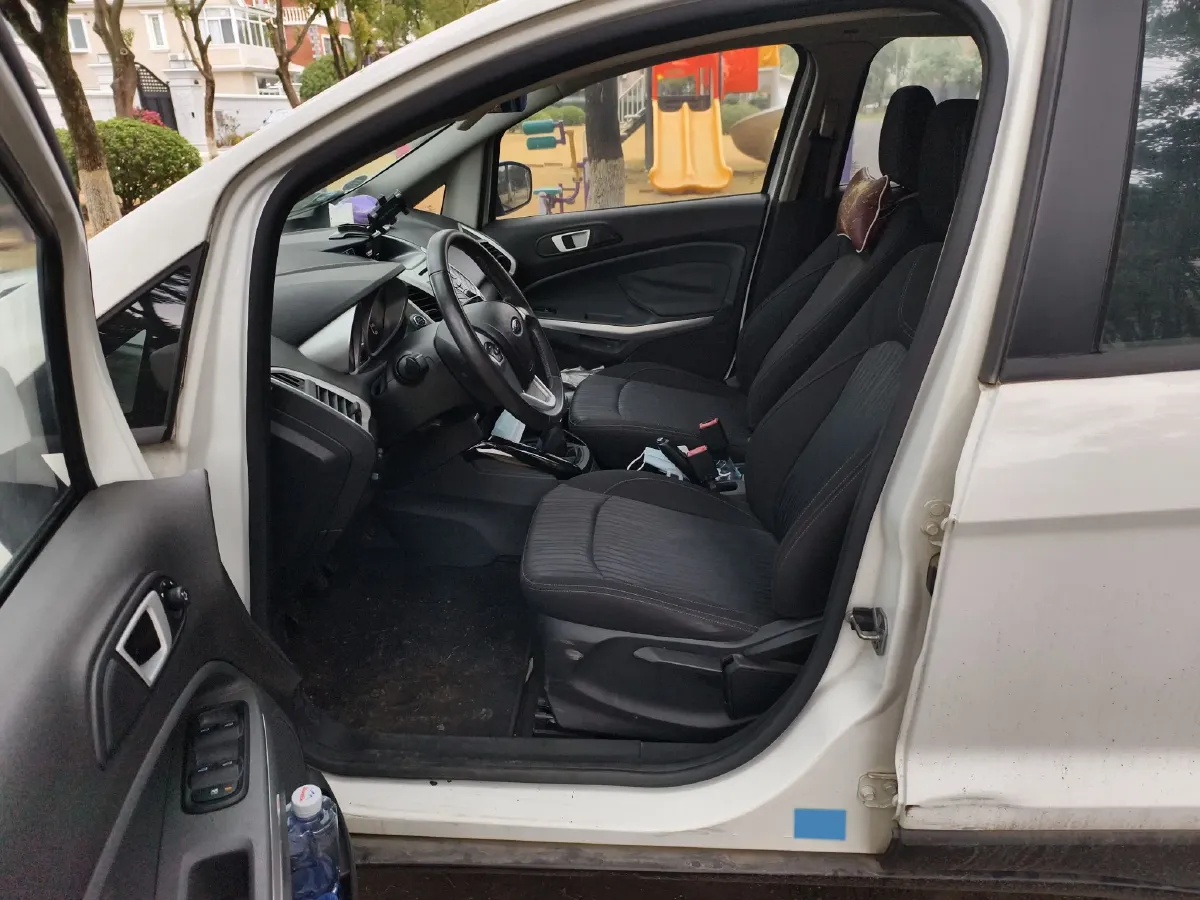 2013 Ford EcoSport 1.0T 125HP L3 5MT,autocango,china used car exporter,china ev exporter,chinese used car exporter,chinese used ev exporter