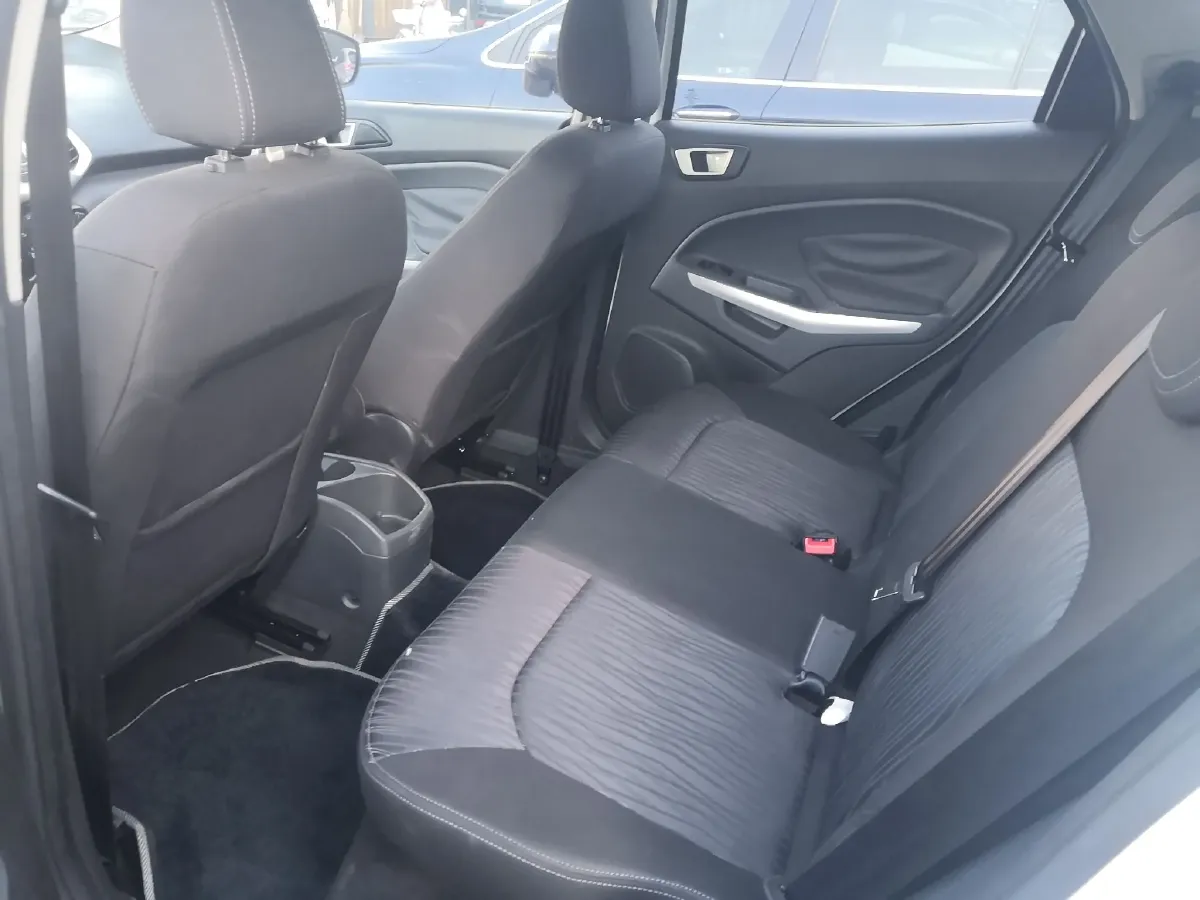 2013 Ford EcoSport 1.0T 125HP L3 5MT,autocango,china used car exporter,china ev exporter,chinese used car exporter,chinese used ev exporter